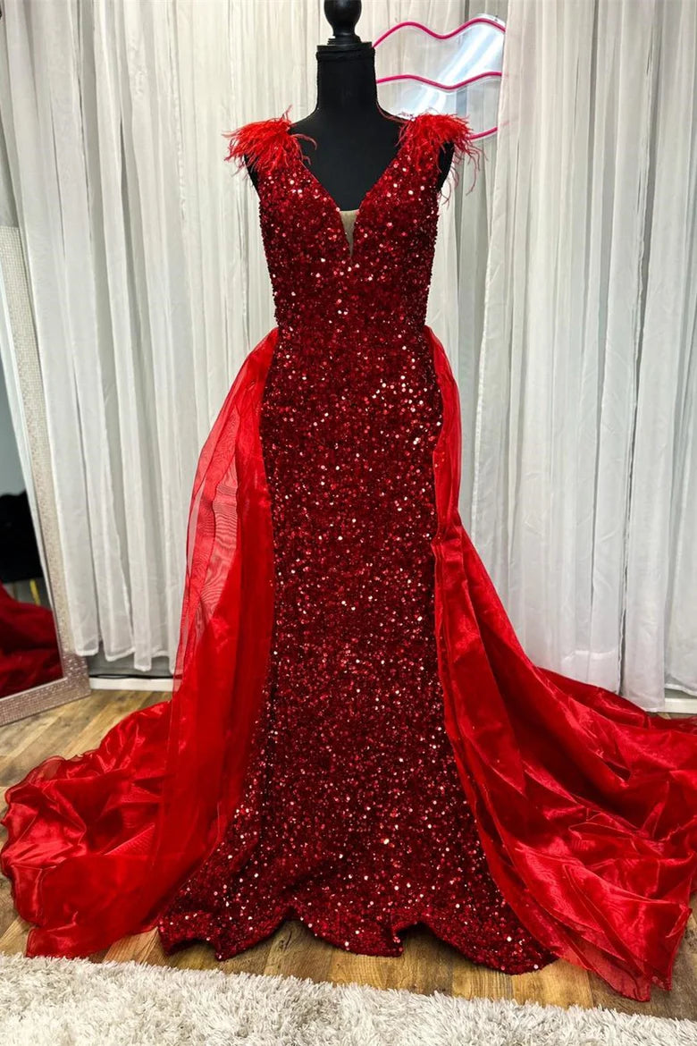 Vestido de fiesta de sirena con escote en V profundo y lentejuelas y cola